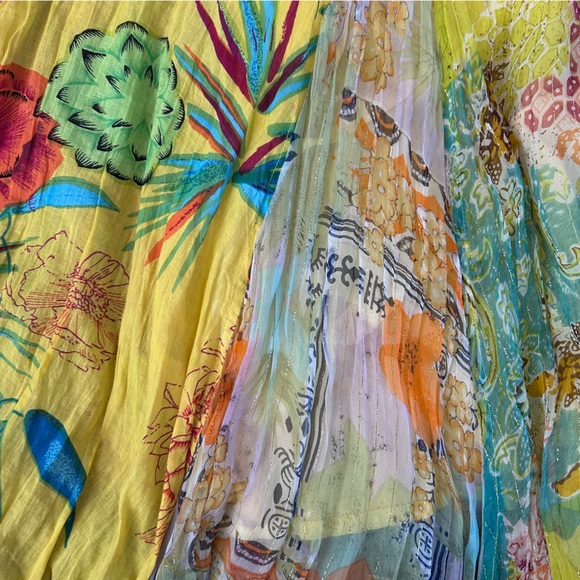 Flowy Gauze Skirt with Gold Metallic Hem, India - Picture 8 of 10